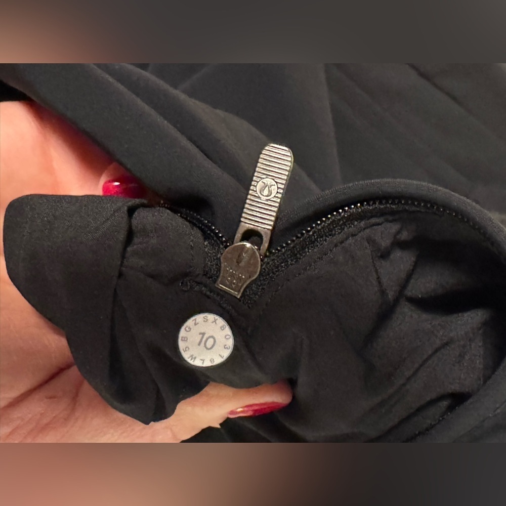 Lululemon On The Move Pant - Picture 4 of 7